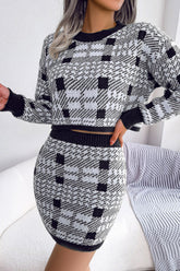 Robe courte en tricot à carreaux bicolores avec mini-jupe et robe deux pièces - Noir